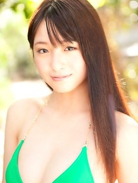 bikini; japan idols; japan teens; japanese teens; outdoors; solo; 